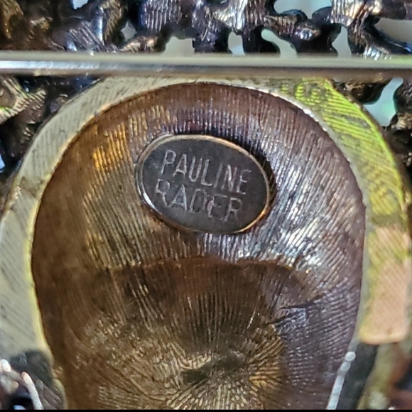 Very Rare Pauline Rader Bronze Lady Brooch. - Picture 2 of 8